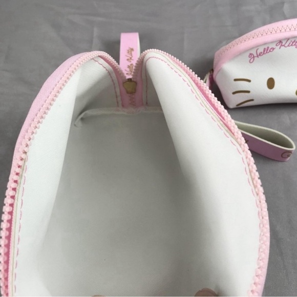 NEW Hello Kitty Wristlet Set - Picture 5 of 7
